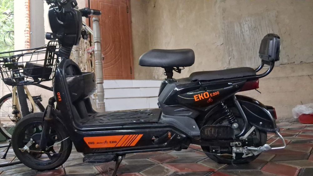 Скутер, ECO E200 Skuter