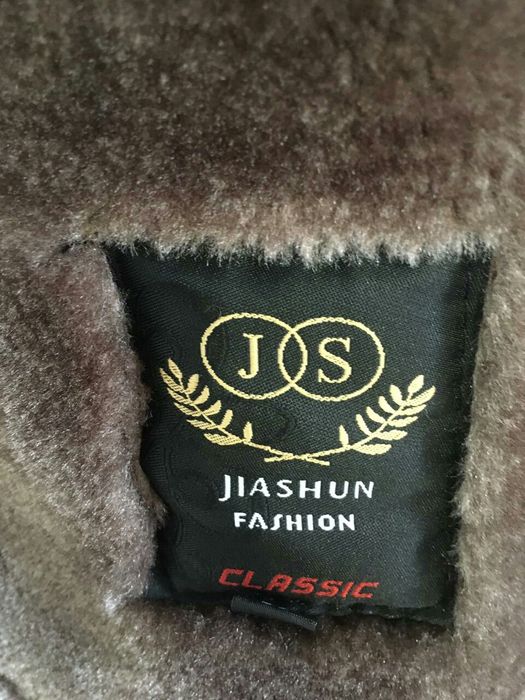 продается дубленка новый