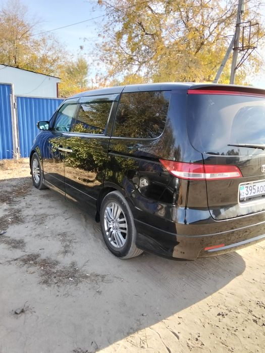 Продам авто һонда.