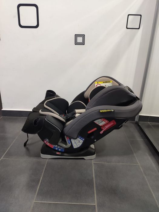 Scaun auto Graco Milestone pentru copii intre 0 și 36 kg