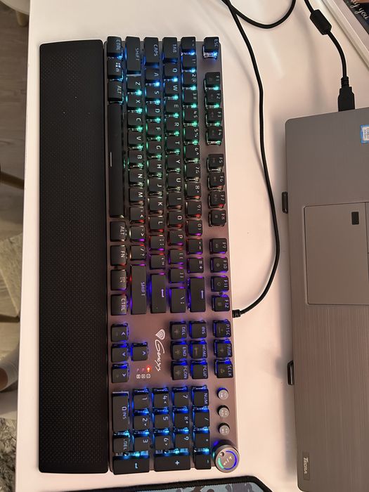 Tastatura mecanica Genesis RGB+ Mouse scorpion RGB+ Mousepd Fortnite