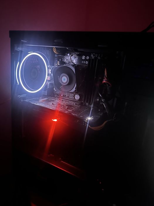 Vand pc gaming ieftin