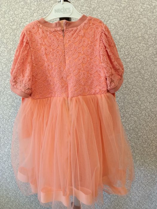 Нарядное платье для девочки