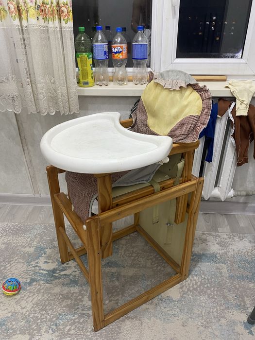 Отдам даром стульчик для кормления