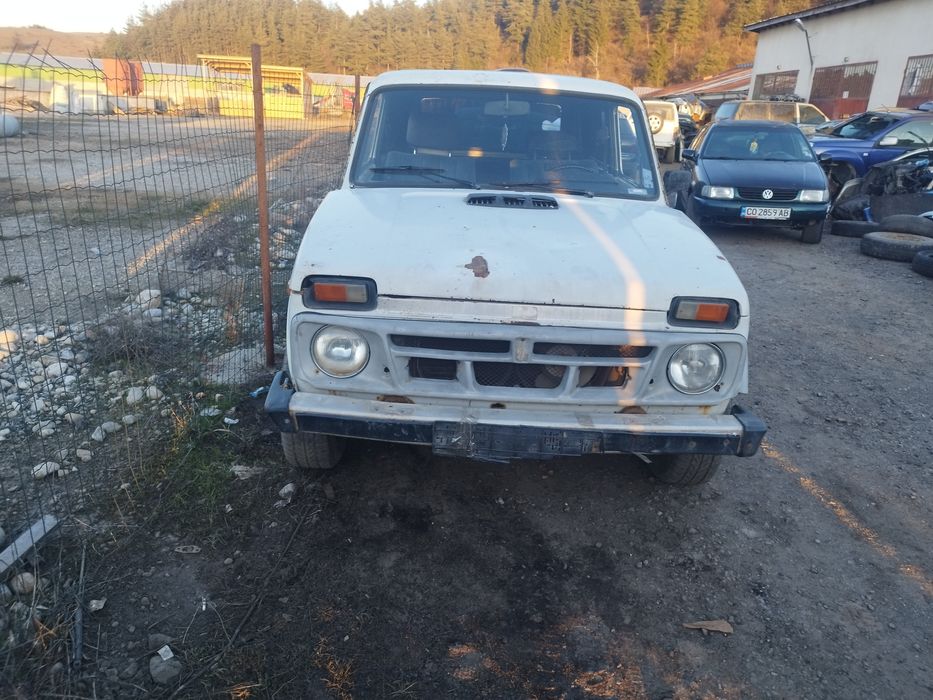 Лада Нива 1.7 i на части