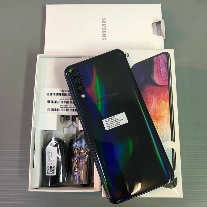 Samsung A50 ideal srochno