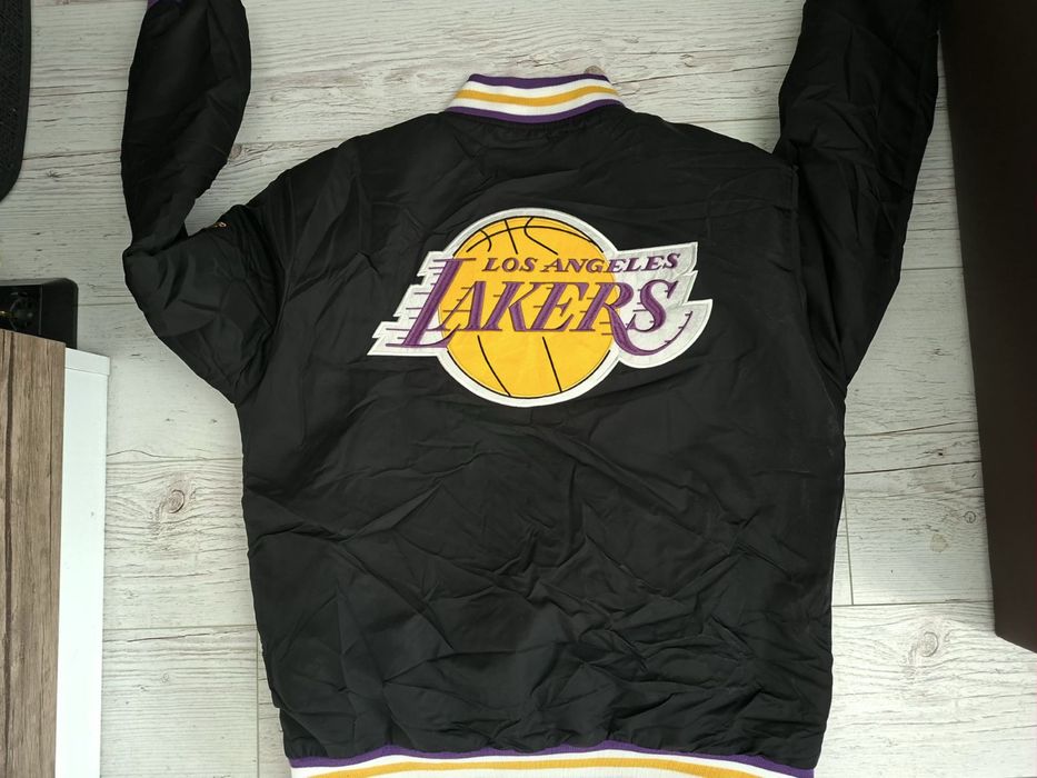 L.A. LAKERS LeBron James-ориг. бомбър