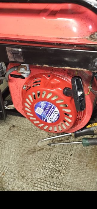 Vând Pikap  și 2 motoare