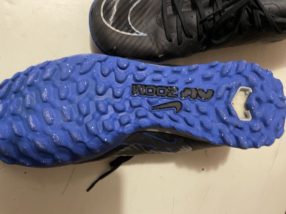 Nike air zoom academy