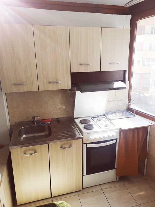 Дава се под наем Двустаен апартамент в Бургас, Меден рудник - зона А - 65 кв.м за 200 € - Снимка #7