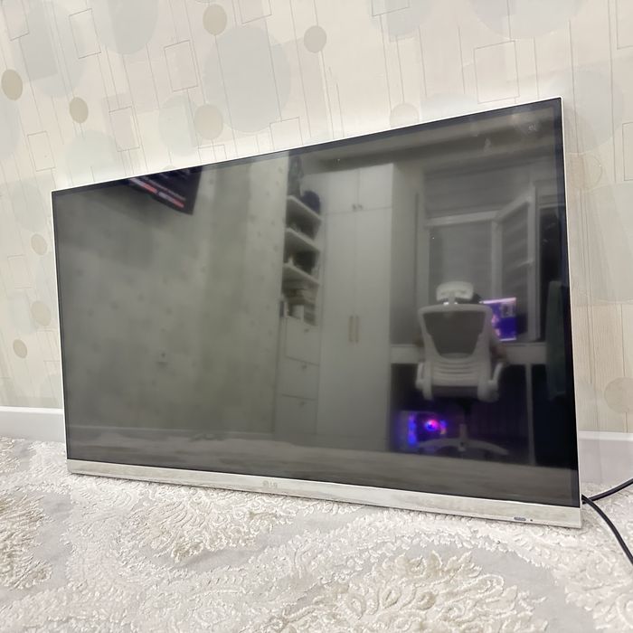Продам телевизор LG