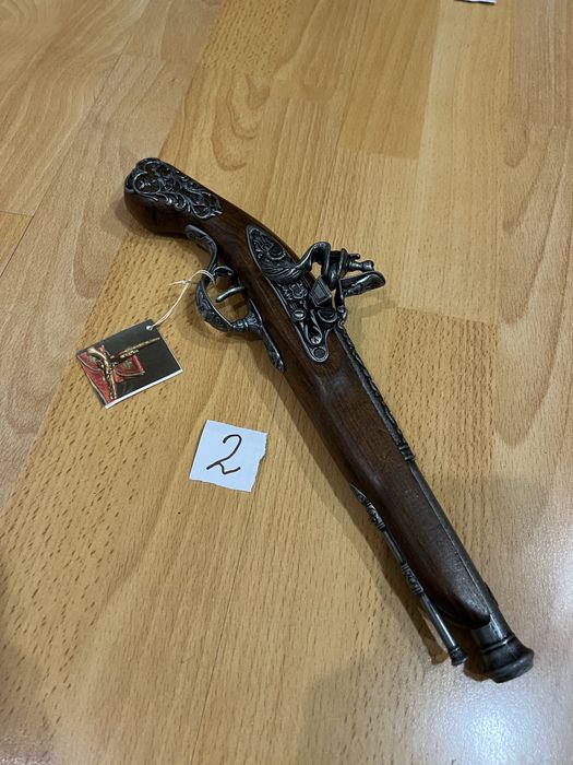 Реплика на кремъклия, различни модели