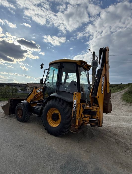 Buldoexcavator JCB 3CX AN 2010