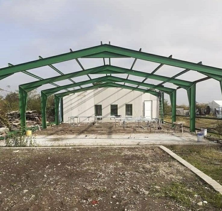 Hala pe structura metalica 
Pe stoc 
12x18x5.
10x20x4
11,5x15x4
17x30x
