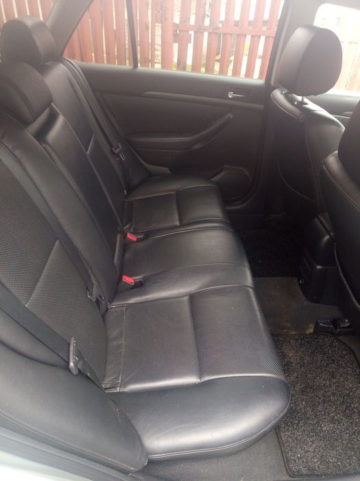 De vinzareToyota Avensus 2007