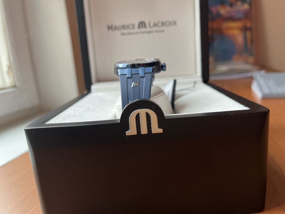 Часы швейцарские MAURICE LACROIX