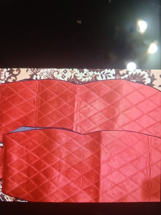 Продам чехлы на сиденья автомобиля