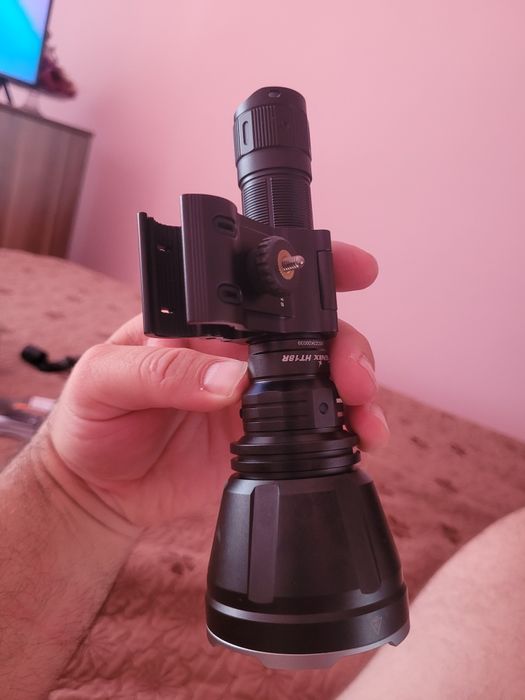 Lanterna fenix ht 18 r