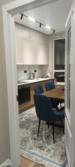 Квартира  3 комнаты