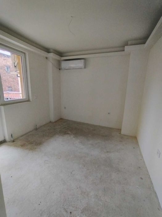 Продава се Многостаен апартамент в София, Банишора - 145 кв.м за 2173 €/кв.м - Снимка #1