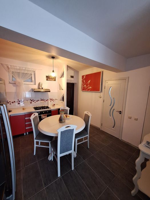 Apartament cu terasa