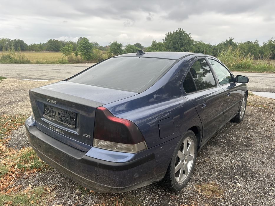 Volvo S60 2.0T на части