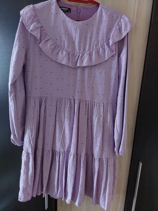 Рокля в лилав цвят