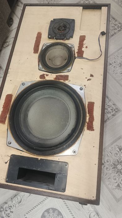 Продам Акустическую колонку