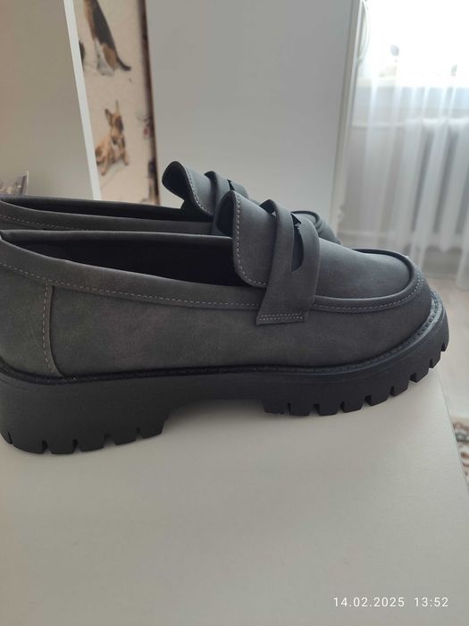 Продам обувь женская