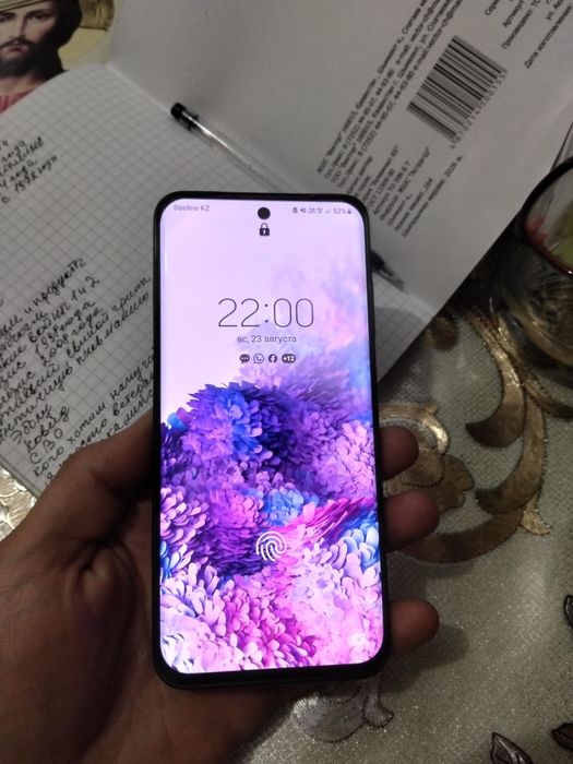 Samsung S20 продам обмен