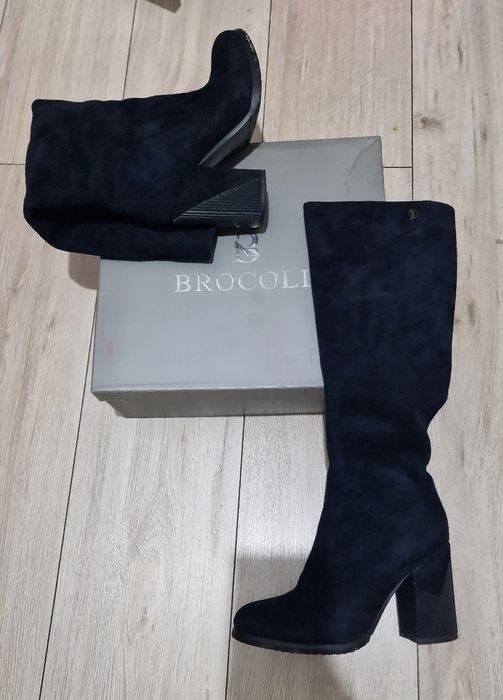 Продам женские сапожки