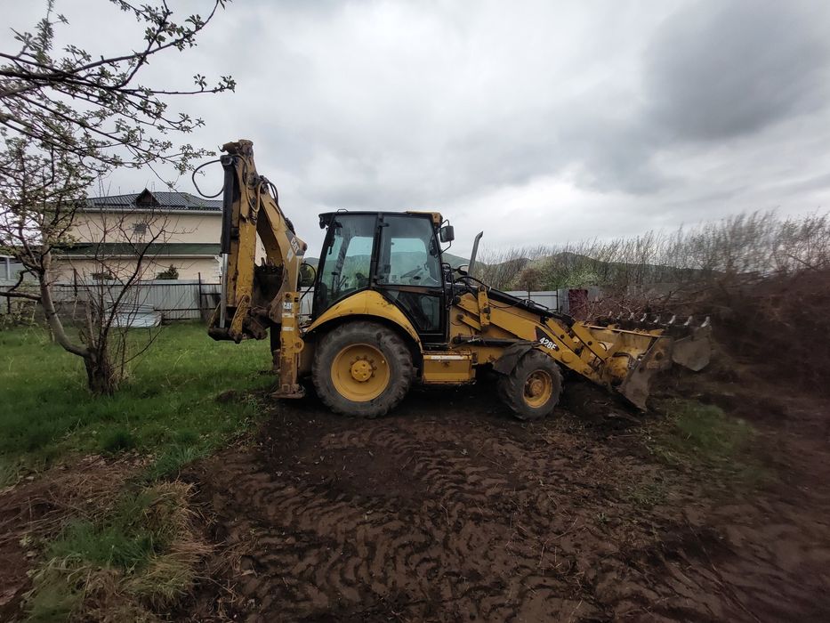 Продам экскаватор погрузчик