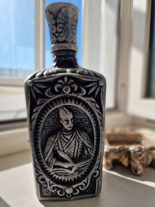 Вазы хрустальные, посуда