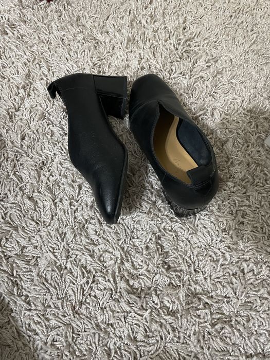 Женские кожаные туфли