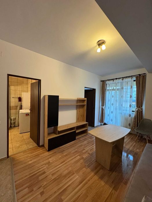 Apartament chirie două camere.