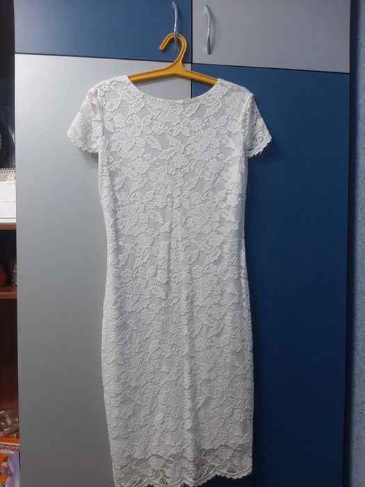 Платье  женское.