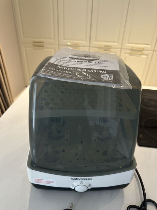 Sterilizator si uscator Baby Breeza