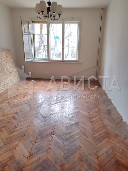 Продава се Двустаен апартамент в София, Център - 69 кв.м за 2377 €/кв.м - Снимка #1