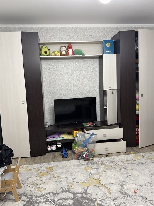 Продам стенку(шкаф).