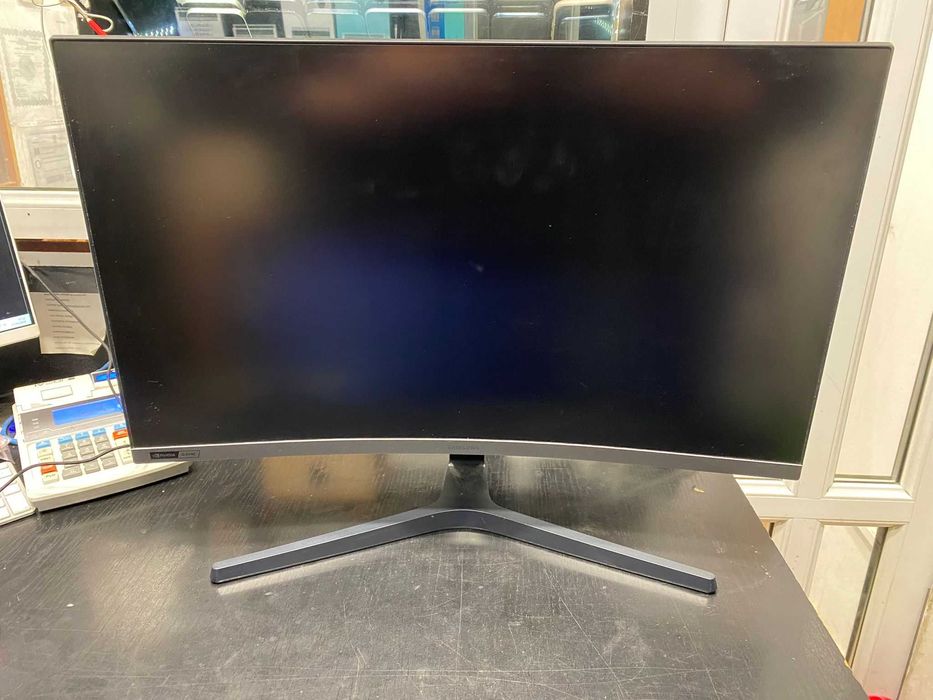 Hope Amanet P3 Monitor Samsung Odyssey 27" C27RG50FQR 240Hz