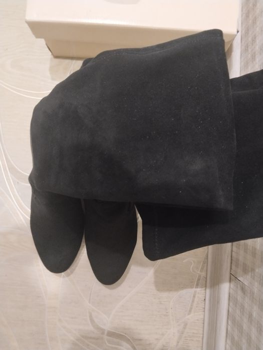 Продам демисезонные сапоги