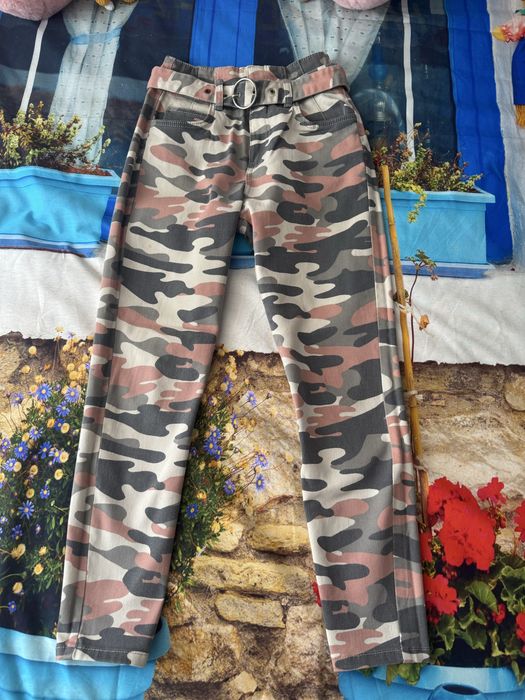 Pantaloni jeansi firme modele noi