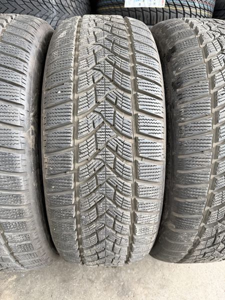 215/55/18 DUNLOP 4бр