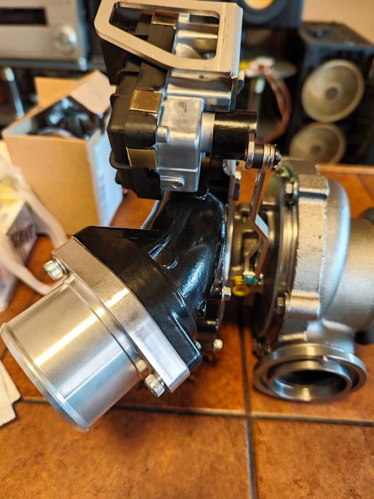 Преходен адаптер за турбо BMW m57 GT2260 GTB2260 и Audi vw GT1749VA VB