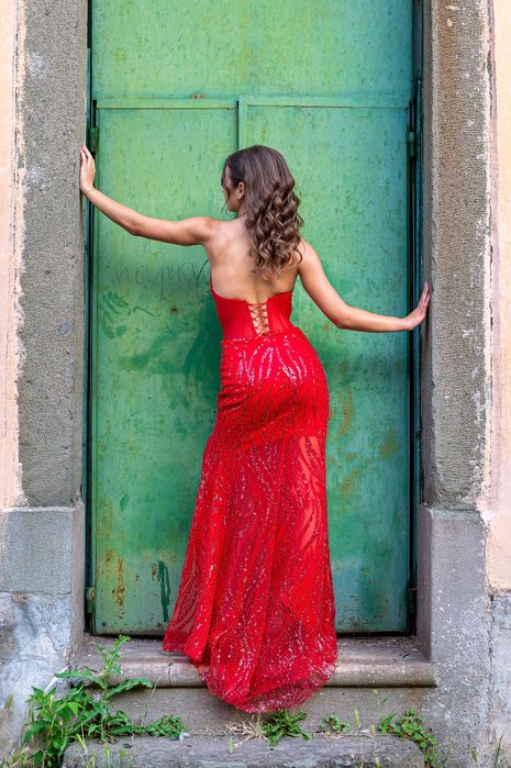 БАЛНА РОКЛЯ размер хс/с
Закупена е от Асеновград