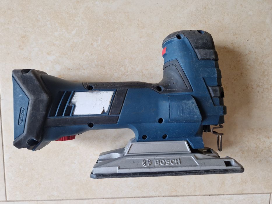 Bosch GST 18V-LI S  / fierastrau pendular