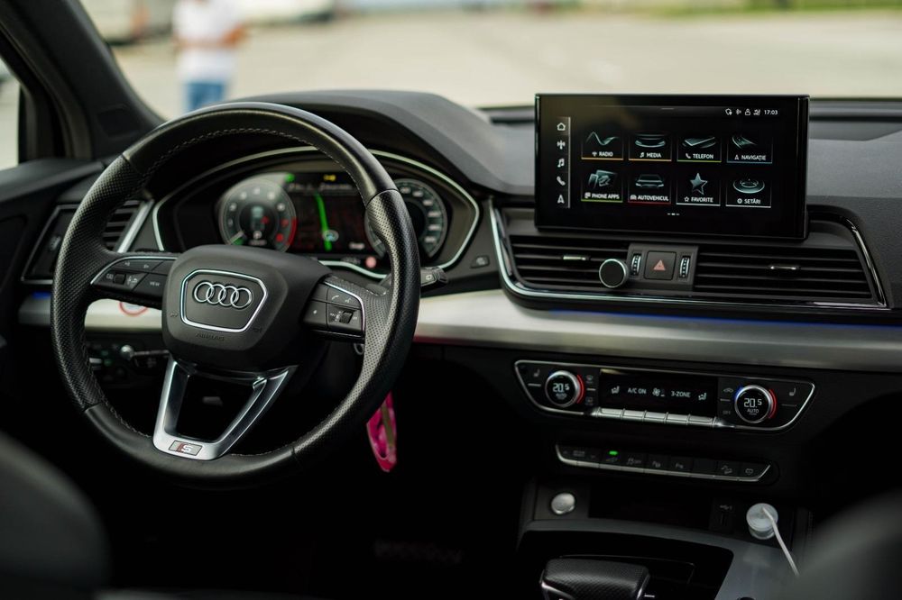 Audi Q5 55 TFSI-e Quatrro S-Line Plug-in Hybrid 2022
