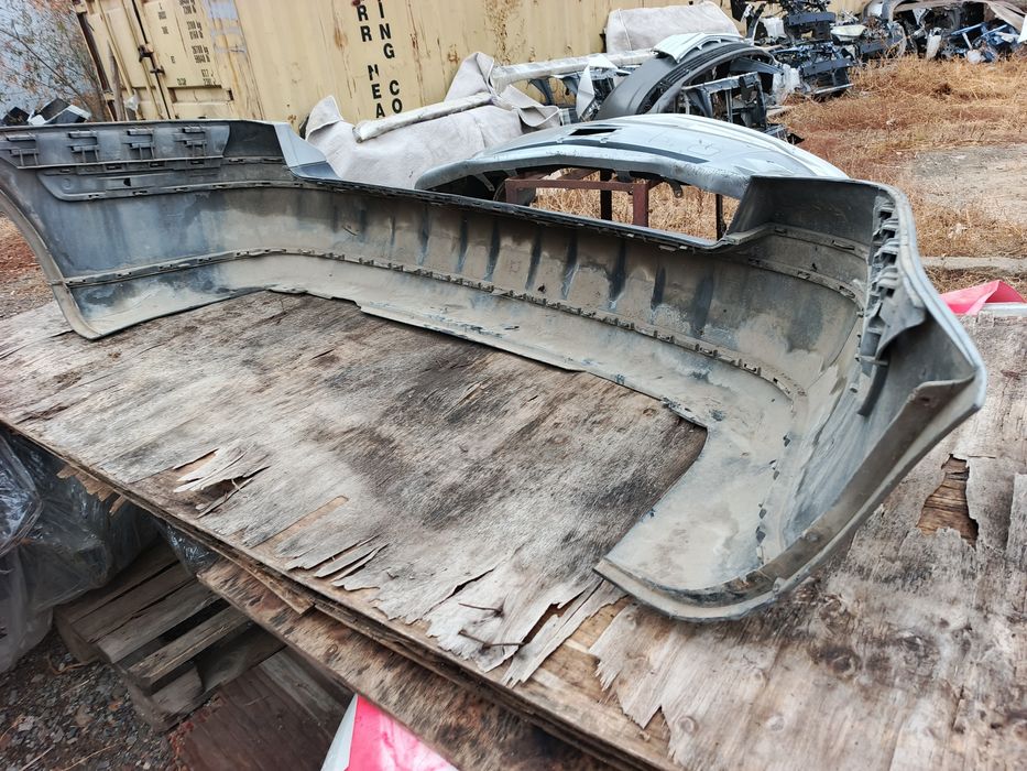 Бампер задний Гольф 4 Универсал