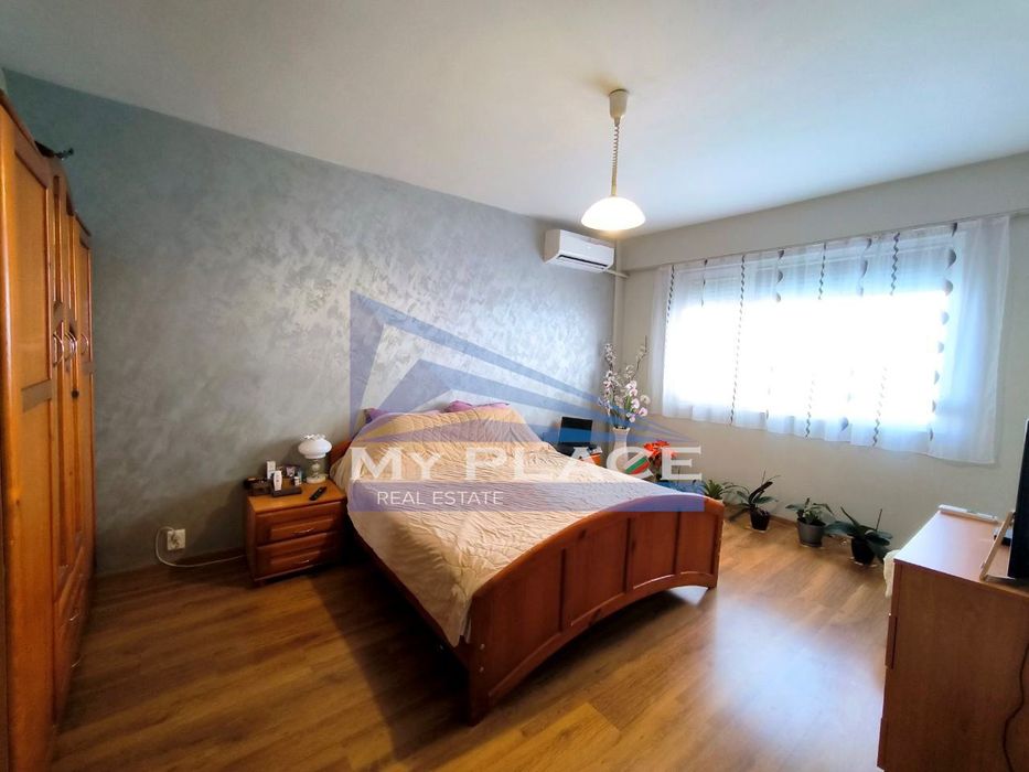Продава се Двустаен апартамент в Шумен, Добруджански - 60 кв.м за 893 €/кв.м - Снимка #4