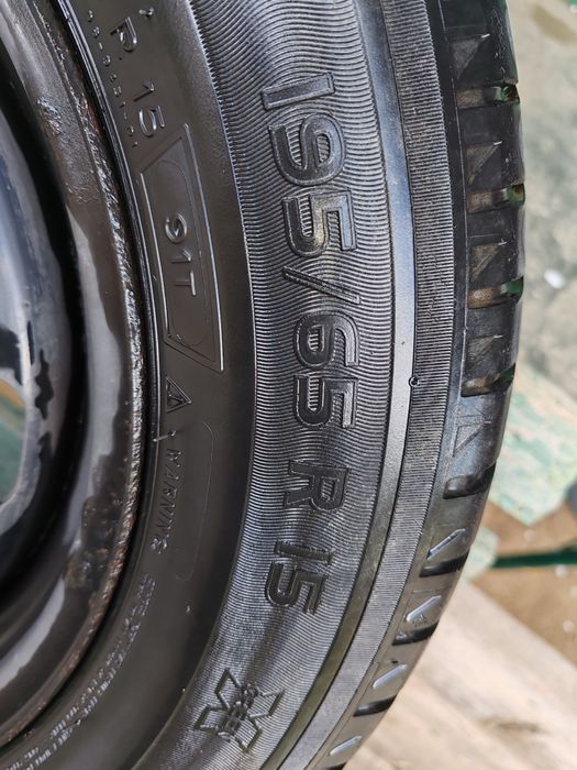 Vând 4 roti de vara